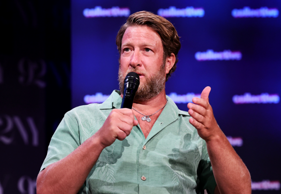 Dave Portnoy has message for ‘trashy, ratchet influencers’ amid viral Nantucket sign controversy