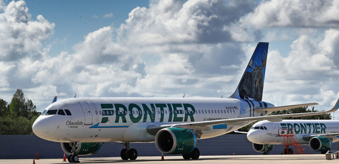 Frontier flight declares medical emergency after 4 flight attendants develop headaches, nausea