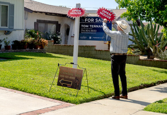 Mortgage rates hit highest level in over a year