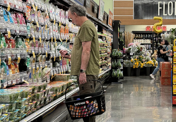 Safeway closing more stores as Albertsons reshapes footprint after failed Kroger merger