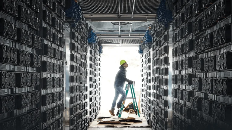 Bitcoin Hashrate Enters First Bear Market as AI Pulls Miners Away