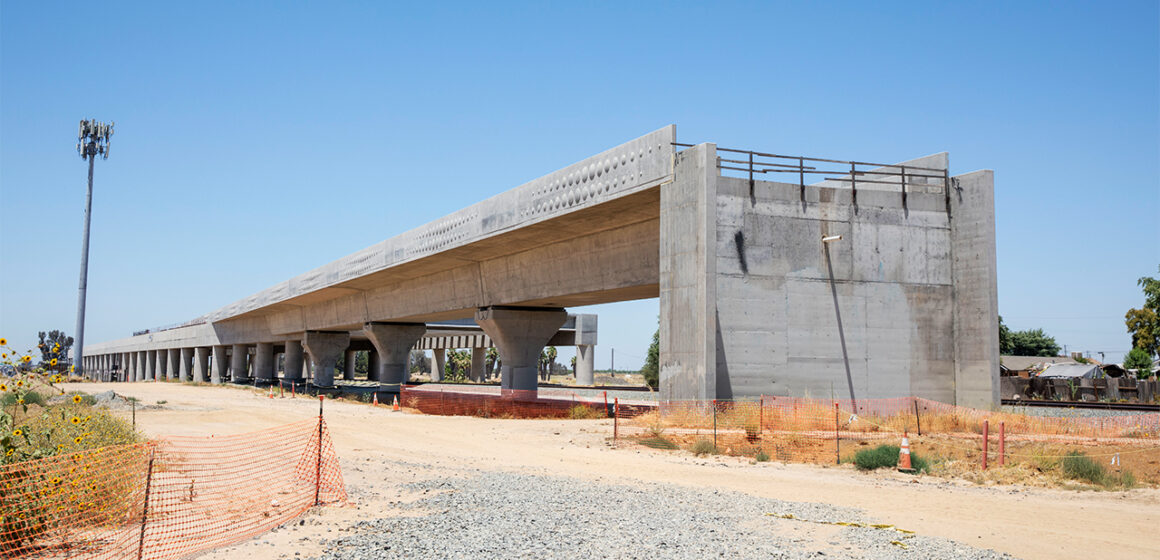 California high-speed rail consultants billed taxpayers for a private plane, tiki bars and cigar lounges