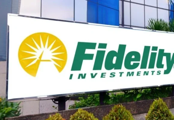 Fidelity Drives $433M Bitcoin ETF Surge as Bitcoin’s Price Tops $80K