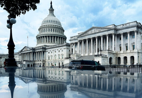 America’s $40T national debt is ‘stealing from our next generation,’ economist warns