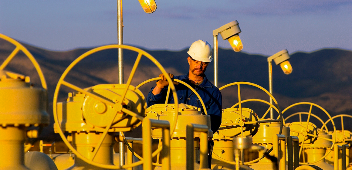 Energy CEO says Americans aren’t benefiting from low prices because of one major roadblock