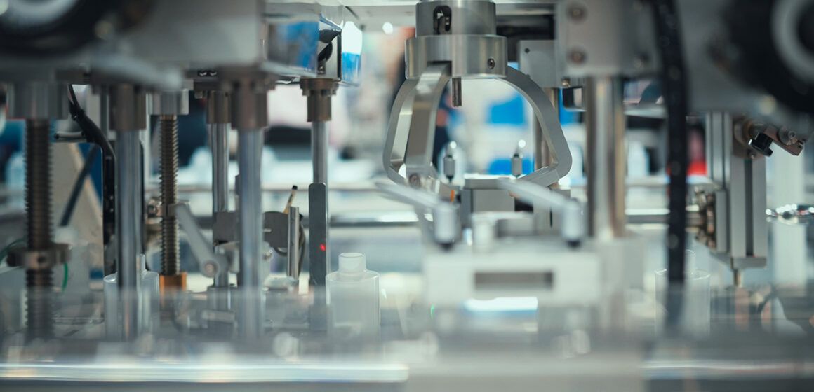 Robots could boost US manufacturing as America races to keep pace with China, expert says