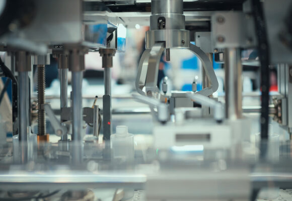 Robots could boost US manufacturing as America races to keep pace with China, expert says