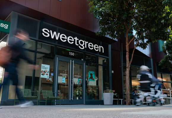 Popular salad chain makes big changes in bid to win back diners